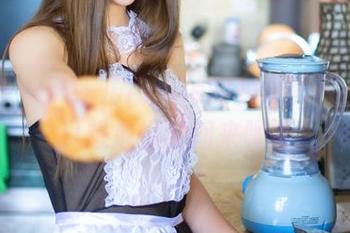 推女神 – 子纯儿Annie的美足图片，让人只想放慢时间来喝茶