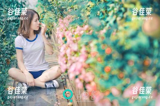 推女神-欧阳妮娜娜 推女神 - 制服写真大赏,欧阳妮娜娜一秒变身典雅女神,太会穿了!