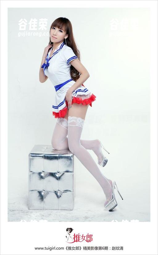 推女郎 - 死库水里的王馨瑶，定制写真带着淡淡的挑逗，真有意思。