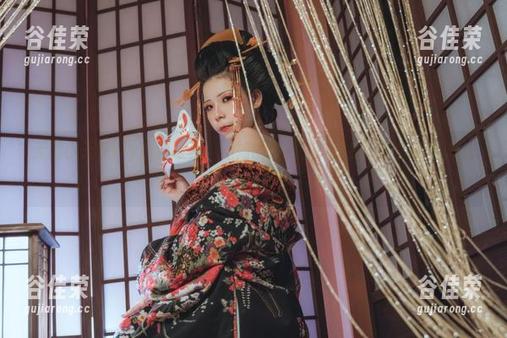 无颜小天使wy最新写真：姐姐的传说，谁会把遇到她这事放过？我可不！