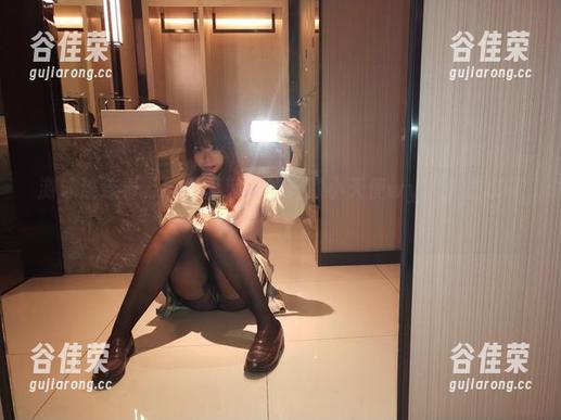 游泳连连看，图册里藏着的无颜小天使wy，来挑水花！