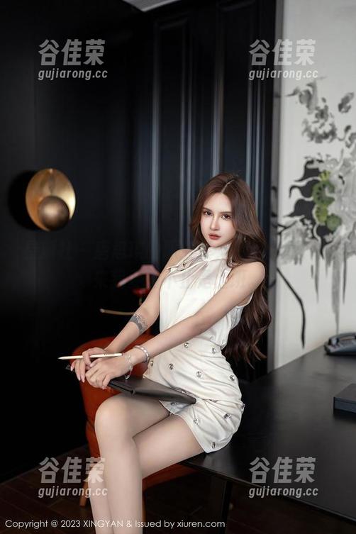 星颜社-唐思琪 星颜社 - 唐思琪的职业装,套图分享,原来我要的不止是上班。