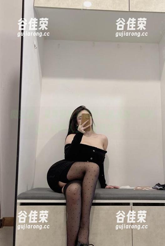 微密圈 - 是可馨吖私藏的最新礼服，美图让人怀疑人生，该隐居了。