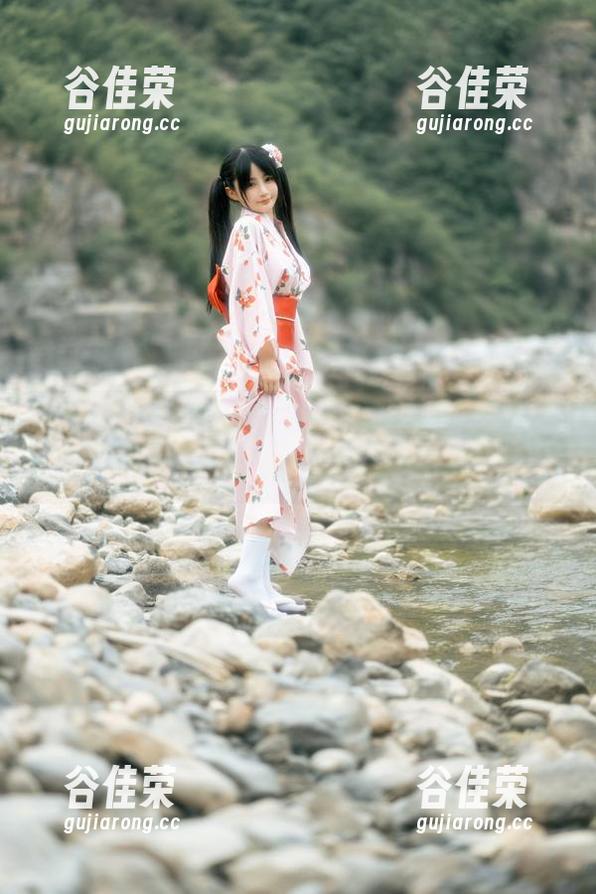 樱井宁宁私密jk梦游记，居家写真图片独家放送