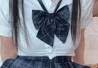每次看樱井宁宁的丝袜套图更新我都想问：你学的是什么魔法？