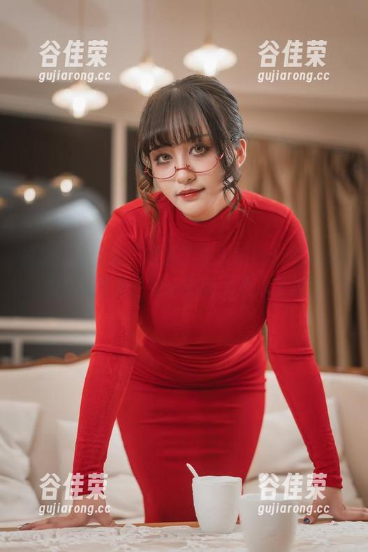洛璃LoLiSAMA 越过千山万水,就为了看洛璃LoLiSAMA的cos图集,这小妖怪太迷人了吧?