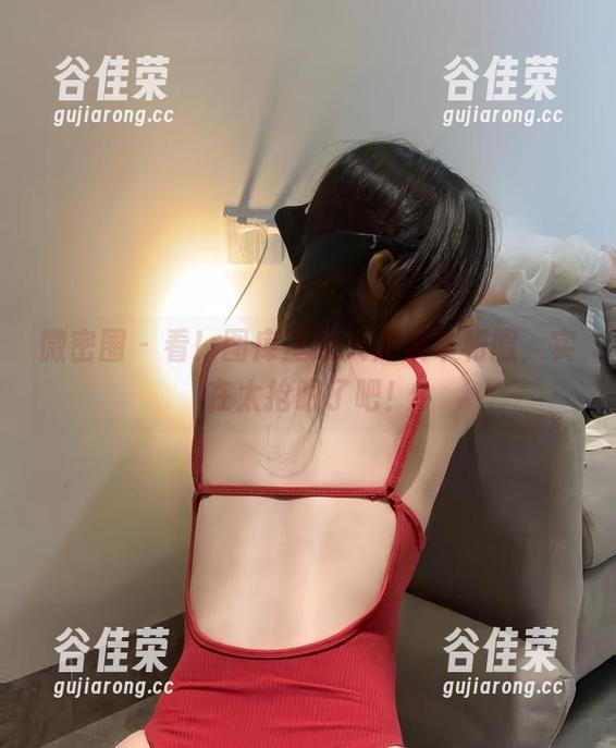 微密圈 - 看！图库里的火龙果羊和服，实在太抢眼了吧！