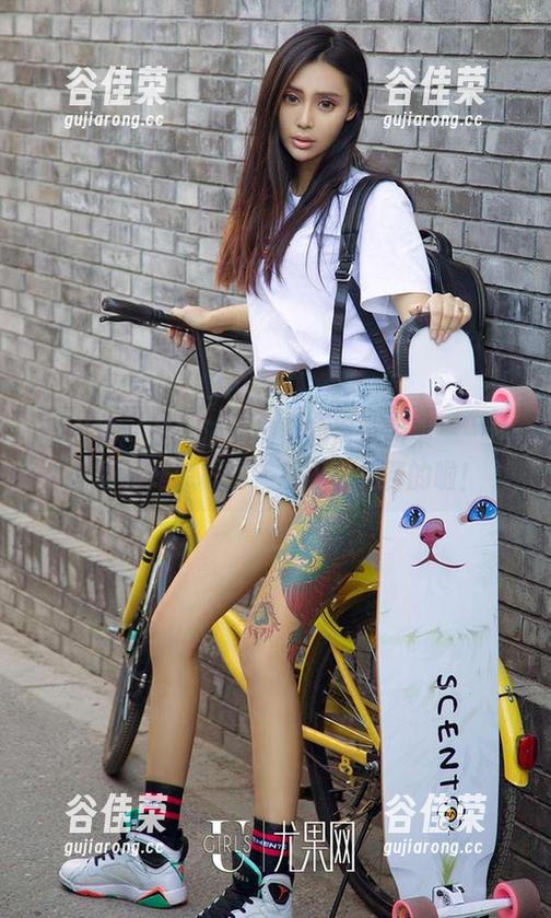 爱尤物-夏桐桐 爱尤物 - 又一波夏桐桐的浴室图集——这些画面是怎样的?反正是免费的啦!