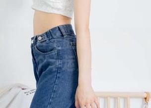 物恋传媒 – 天台上的菲菲合集：摄影师是个幸运儿吧！
