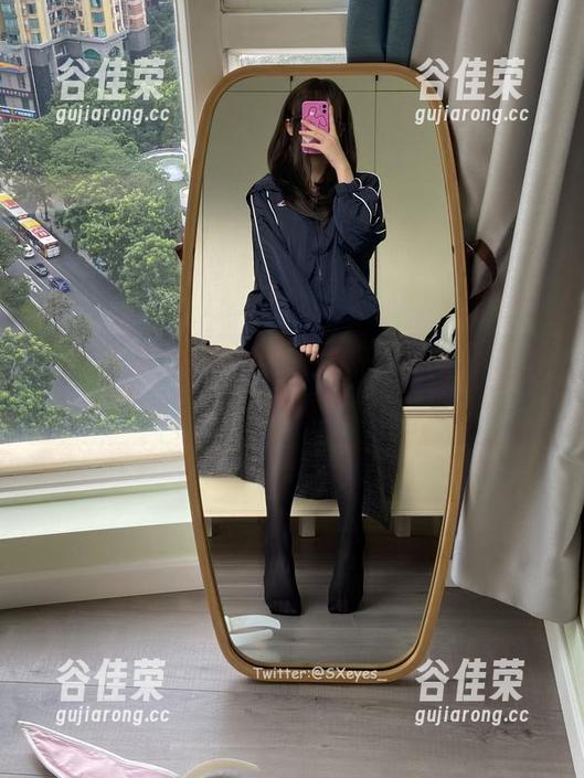最新图册：眼酱大魔王w把“油亮”升华到新境界