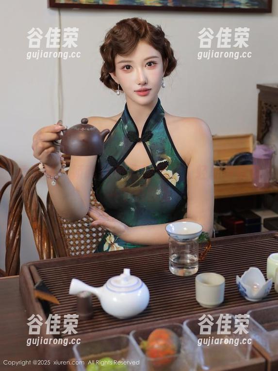 秀人网-娇喘JC 秀人网 - 娇喘JC的吊带图包,轻松俘获每一个心眼儿