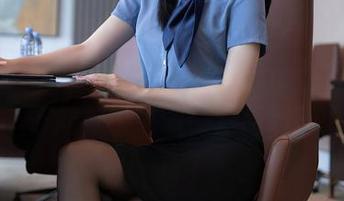 秀人网 – 私拍修女杨晨晨sugar的原图，信仰与诱惑的微妙游戏！