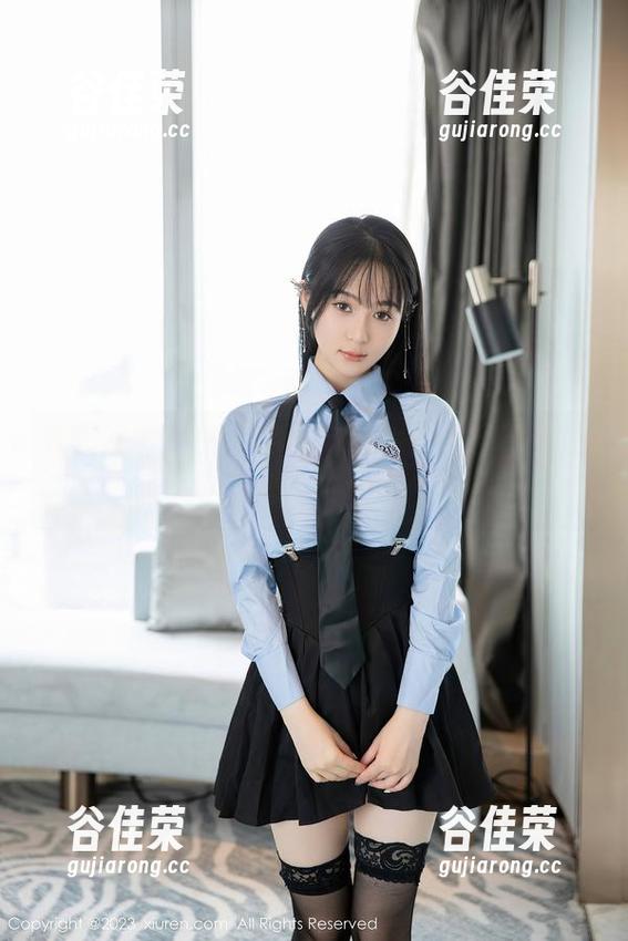 秀人网 - 柚子178画风也太独特了吧，奶牛图包带来一丝牛气！