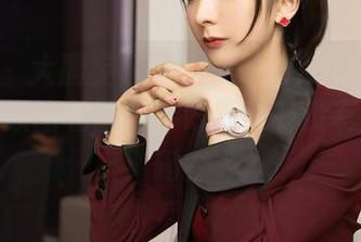 秀人网 – 大胆妄想：糯美子MINIbabe的办公室原图和图集，好奇她有没有财富密码？