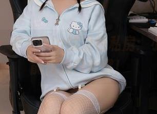 秀人网 – 美七mia的黑色私房：小心，可能会流口水哦！