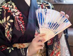 秀人网 – 这一系列的图片，从西希白兔身上我捕捉到了那种熟悉的学姐气息，真适合放在校园走廊里。