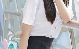稚乖画册 – 无法抗拒的白丝，夜夜最新写真，你的目光千万别游走哟！