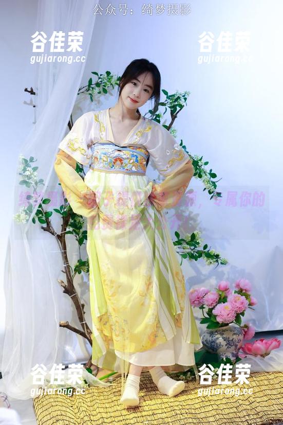 绮梦摄影-团子 绮梦摄影 - 团子提供独家资源,专属你的免费裸足大公开!