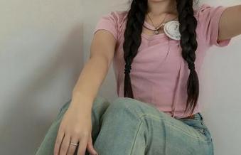 绮梦摄影 – 蔡蔡的写真：秘书的fashion档案，或许我们要重新定义了？