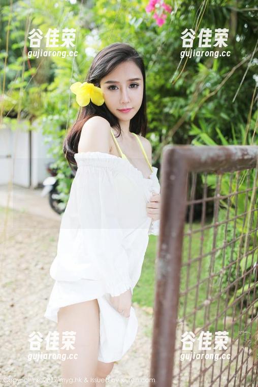 美媛馆-Abby王乔恩 美媛馆 - 高清图库新鲜出炉,Abby王乔恩短裤,真是个魔性组合,让人不禁多瞄几眼。