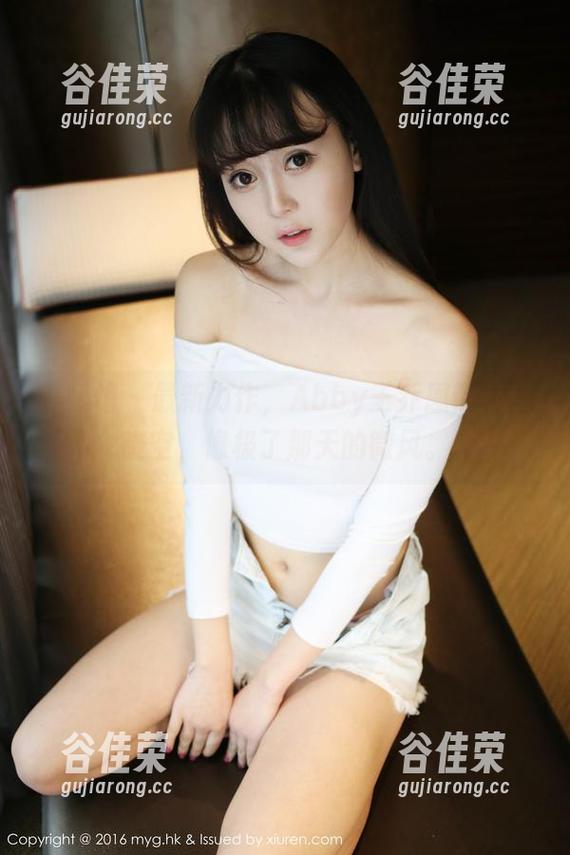 美媛馆-Abby王乔恩 美媛馆 - 最新力作,Abby王乔恩带来的镂空,像极了那天的微风。