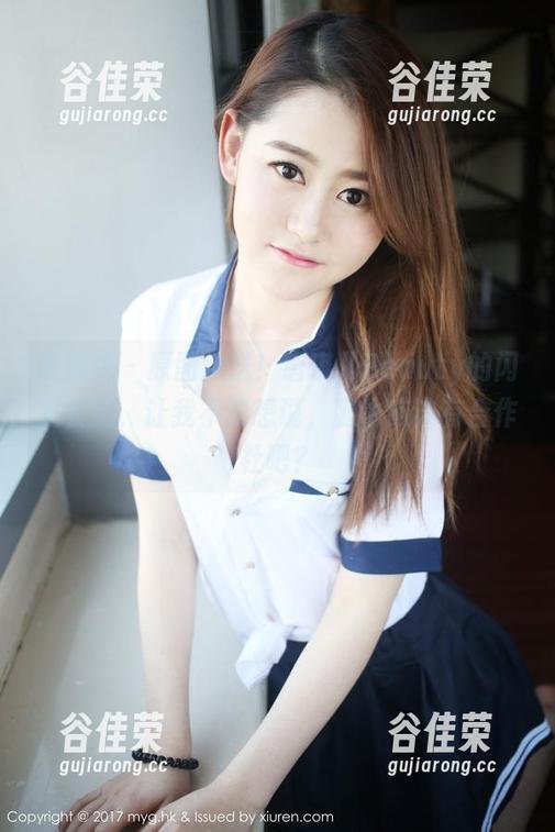 美媛馆-唐琪儿Beauty 美媛馆 - 原图放送!唐琪儿Beauty的闪亮长腿,让我不禁想说,腿也应该有合作社吧?