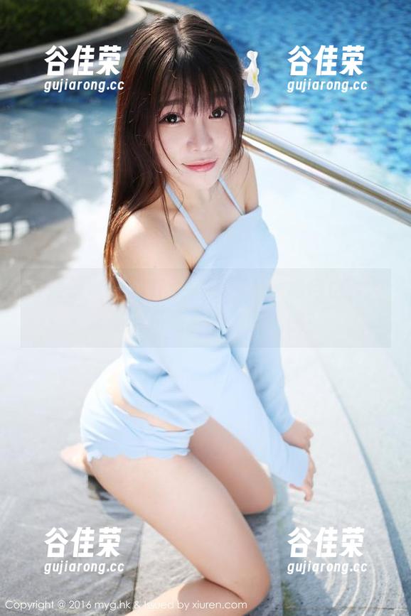 美媛馆-唐琪儿 美媛馆 - 白裙在手,唐琪儿轻松自由,图集里全是免费的清新气息!