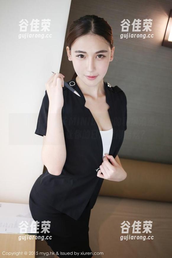 美媛馆-糯美子MINIbabe 美媛馆 - 糯美子MINIbabe的私房浪漫:豹纹是否能让你的日常变得酷炫?