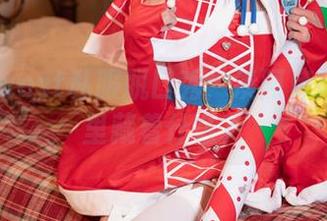 艾西Aiwest私服脱口秀：凑阿库娅的美图里藏着什么？