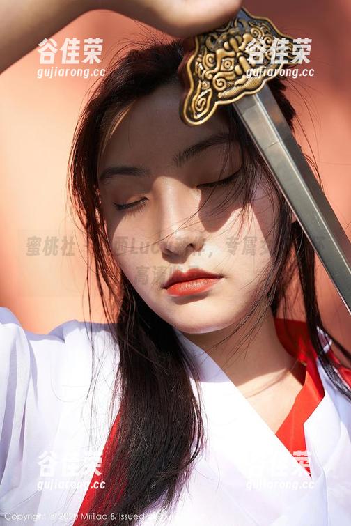 蜜桃社-露西Lucy 蜜桃社 - 露西Lucy新作,专属女友情怀高清收录。