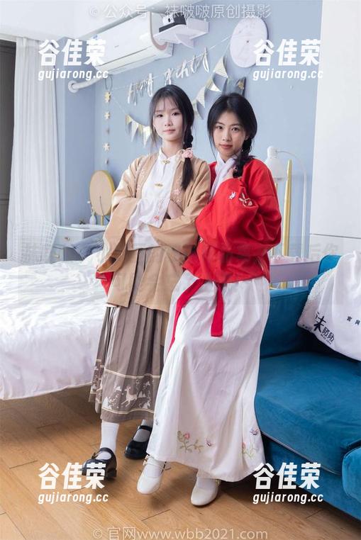 袜啵啵-小甜豆 袜啵啵 - 小甜豆的校服作品集,下载后你可能会忘了上课!