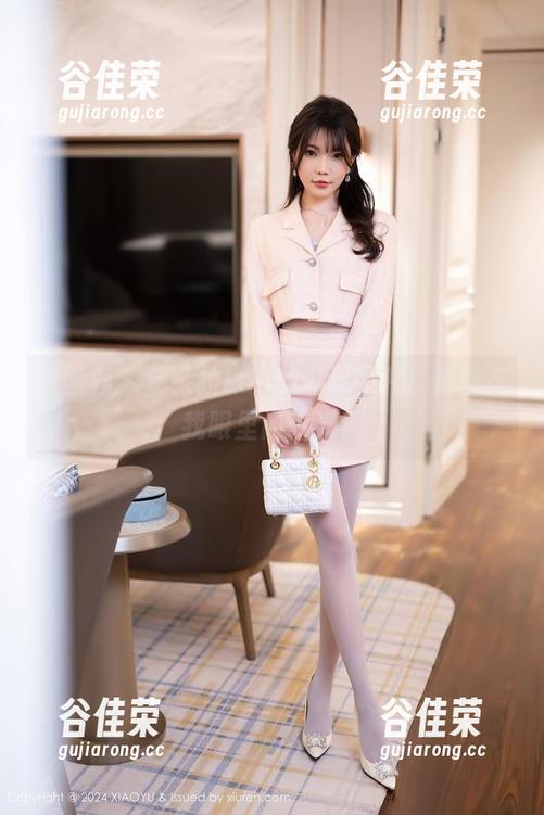 语画界-潘朵拉Laa 语画界 - 潘朵拉Laa的私房图片,蕾丝在我眼里闪着光!