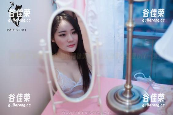 轰趴猫-陈雅漫 轰趴猫 - 陈雅漫重磅推出网袜美图,让人忍不住想要DIY一双!
