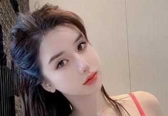 微密圈 – 阿色的套图精选：女神来袭，还不到拿出自拍的时刻！