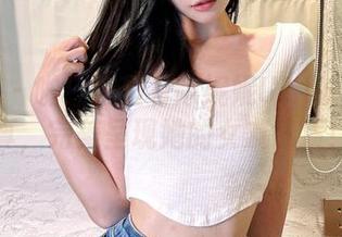 微密圈 – 啪！这里有陈妮妮UNI的定制写真，完美呈现她的女友气质！