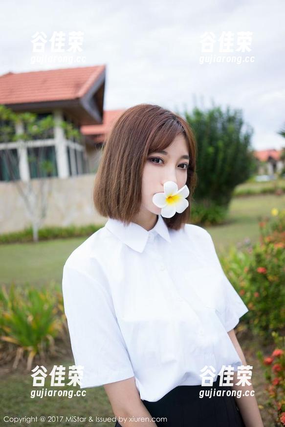 魅妍社-王婉悠 魅妍社 - 一双棉袜的烦恼:王婉悠精选套图分享