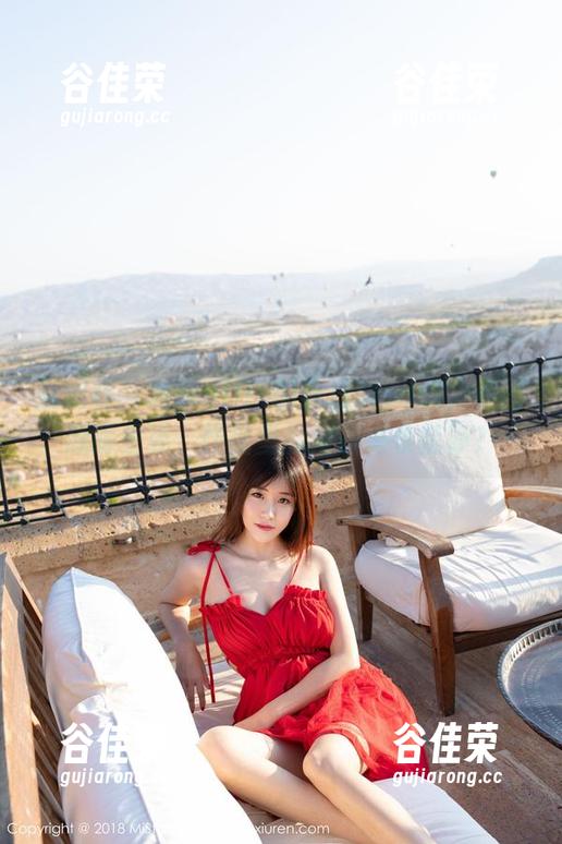 魅妍社-琳琳ailin 魅妍社 - 琳琳ailin的夏日Model,原图顾盼生姿,作品里为何却隽永恬静?