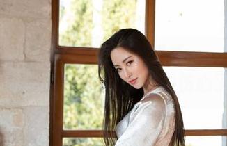 魅妍社 – 陈思琪Art带来更新——美图中的圣诞狂欢，雪人也开始伤心了！