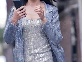魔镜街拍 – 婷婷的私拍资源分享：那条粉裙背后的工作日常