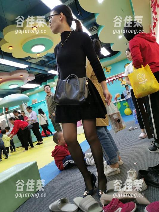 魔镜街拍-曼曼 魔镜街拍 - “哎哟,曼曼的旗袍”——原图会让你停留更久哦